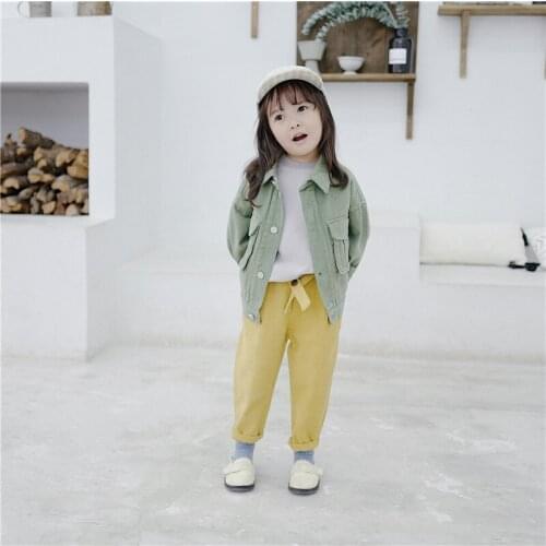 Girls coat 2019 new childrens autumn coat girl warm autumn solid color Korean large pocket coat cotton and linen children