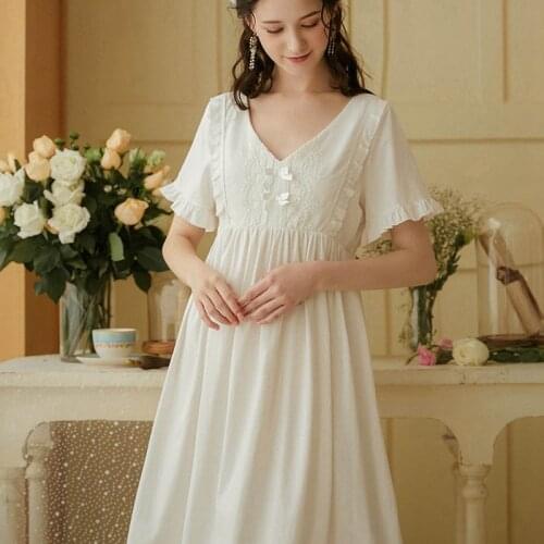 Ladies V-Neck Lolita Vintage Nightdress Sleeping Dress Long Lace Nightgowns Sexy Cotton Women Sleepwear Plus Size Negligee