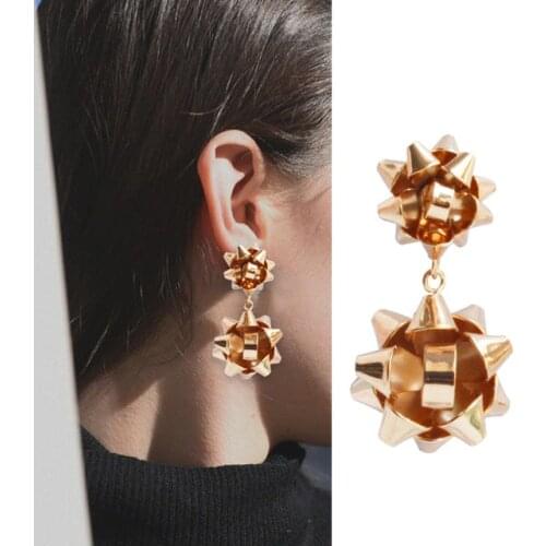 2021 European and American style Fashionable Compact Christmas Earrings Delicate Flower Drop Earrings For Women Gifts Jewelry