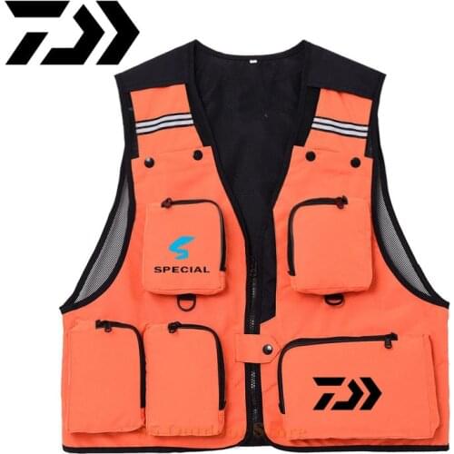 Daiwa Men Fishing Vests Quick Dry Outdoor Fishing Clothing Breathable Fishing Jacket Multi-pocket Hiking Utility Pocket Vest Bag