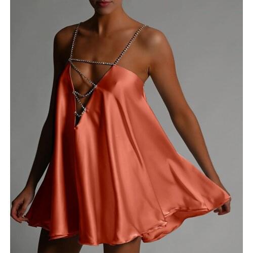 2021 Chain Satin Low Back Swing Dress with Iridescent Crystal Straps and Neck Sexy Celebrity Party Club Dresses