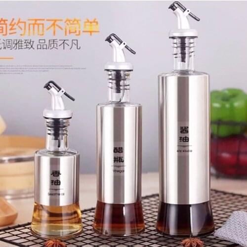 Oil Bottle Stopper Lock Plug Seal Leak-proof Food Grade Rubber Nozzle Sprayer Liquor Dispenser Wine Pourer Kitchen Bar Tool