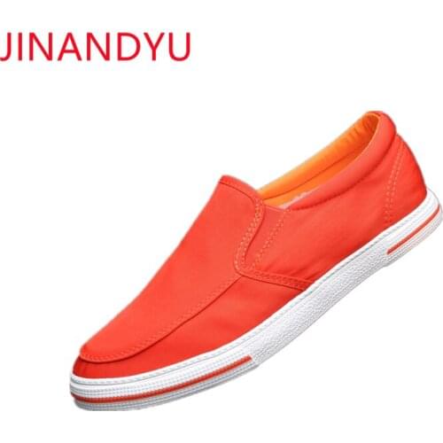 Lightweight Slip on Lazy Vulcanized Shoes Fashion Soft Men Loafers Moccasins High Quality Men Breathable Flats Driving Shoes