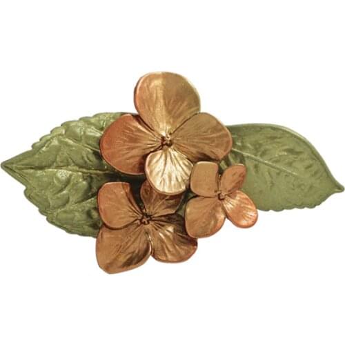 CSxjd New Genuine version Metal bronze small hydrangea brooch Vintage Womens wedding accessories