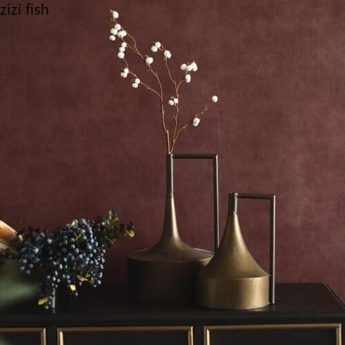 Retro Wrought Iron Flower Vase Metal Decorative Vase Dried Flowers Vases Flower Arrangement Flower Basket Home Decoration Crafts