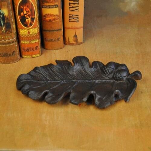 Cast iron creative home decoration, banana leaf, reception desk table storage decoration