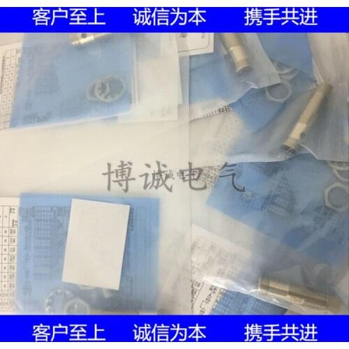 Spot cylindrical proximity switch E2E-X4MD1-M1G E2E-X4MD1-M1G-Z