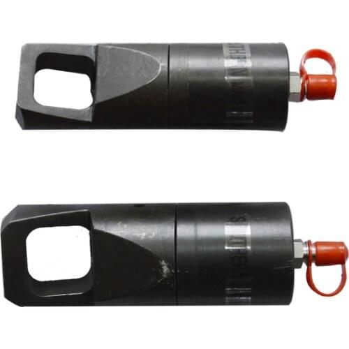 Disassemble The Nut Separator Split Sliding Teeth Rusty Hydraulic Screw Breaker