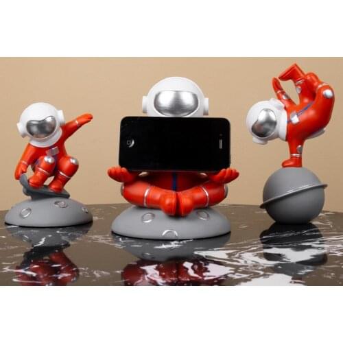 Creative Resin Astronaut Sculpture Ornaments Home Living Room TV Cabinet Desktop Furnishings Crafts Childrens Room Accessories