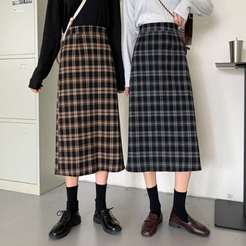 Large Size Slimming Plaid Skirt Female Autumn and Winter New Style Mid-length Slit High Waist Retro A-line Package Hip Skirt
