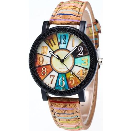 Harajuku Graffiti Pattern Watch Women Vogue Leather Analog Quartz Watch Male Clock Ladies Retro Funny Digitals Dial Watches Fi