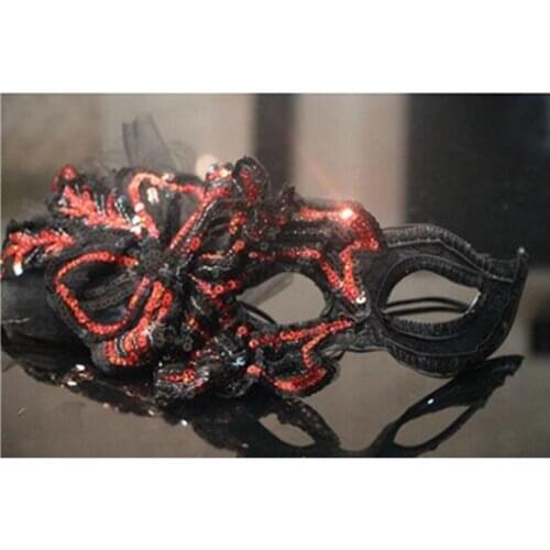 H3432 Lace Half Red Halloween Mask Girl Ball Party Bar Masquerade Masks Women Venetian Carnival Fashion Anonymous Accessories