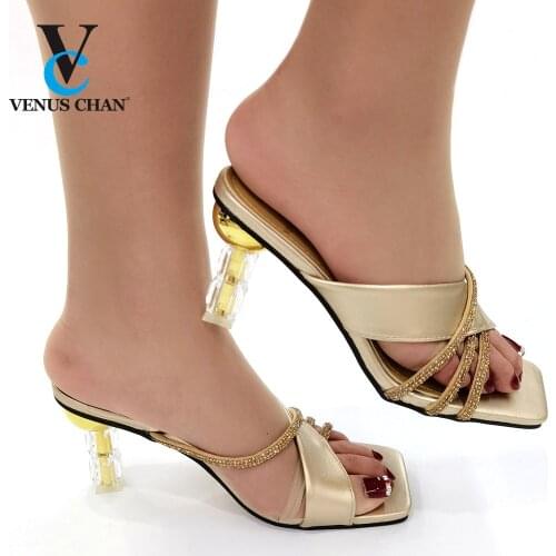 2021 Summer PVC Womens Shoes Fashion Light Bling Shallow Narrow Band Square Toe High Heels Wedding Sandals Zapatos De Mujer