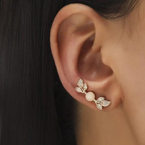 Simple Opal Leaf Fake Piercing Earrings Elegant Rhinestone Plant Leaves Earcuffs for Women Ladies Gold Ear Cuff Clips Jewelry