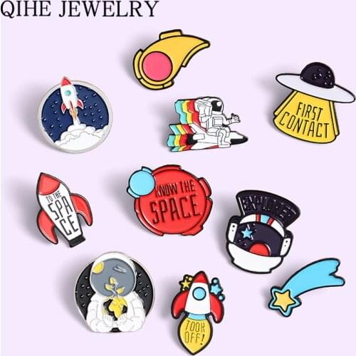 Explore Universe Enamel Pins Rocket Planet Spaceship Outer space Astronaut Meteor Brooches Science Badges Jewelry Pin Wholesale