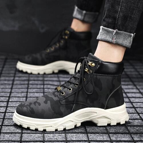 Autumn and winter camouflage Martin boots mens military boots short boots Korean fashion high top mens shoes