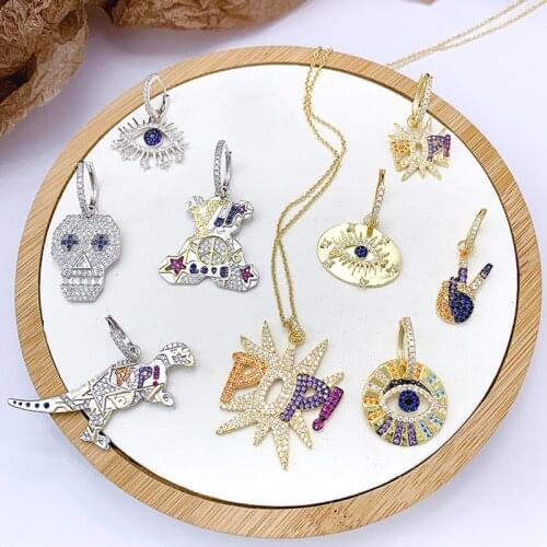 Cute Droplets Style Asymmetriy Hoop Earrings Pave Top Sweetamy CZ Eye Finger Letter Charms Earring For Women Fashion Jewelry