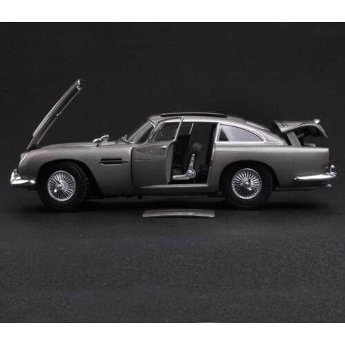 1/18 Diecast Alloy Aston Martin DB5 Simulation Car Model Collection of Metal Vehicle Tools 007 Fans Toys Gifts Kids Collection