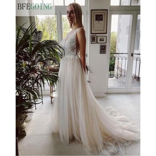 Ivory Lace Tulle V-Neck Floor-Length A-Line Wedding Dresses Chapel Train Sleeveless Bridal Gown Custom Made