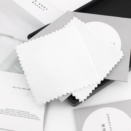 10pcs 7x7/8.5x8.5cm Sterling Silver Cleaning Cloth With Paper Package Color Polishing Cloth Silver Gpld Jewelry Soft Wipe Clean