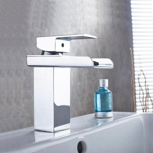 Chrome Plated Brass Material Deck Mounted Cold & Hot Water of Wash Basin Tap