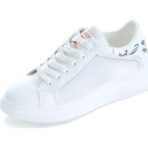2020 The New Ultra light bottom net Breathable motion fashion Leisure embroidered Womans Shoes 902