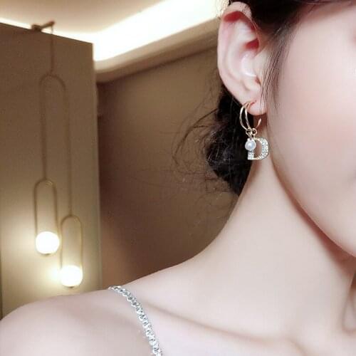 2021 New Fashion Pearl Letter Earrings Luxurious For Women Hoop Drop Earrings Korean Statement Heart Ear Ring Retro Trend Jewelr