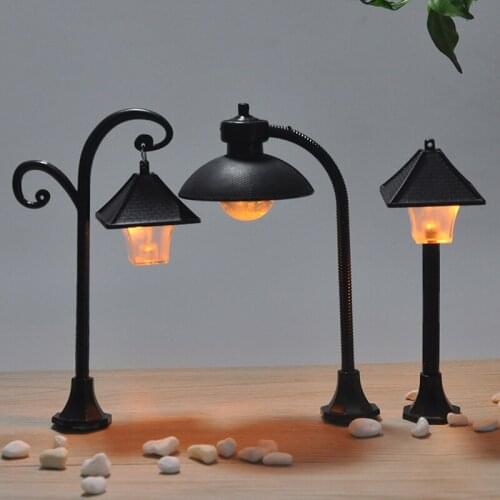 1PC Miniatures Road Light Model Micro Landscape Bonsai Ornament Resin Craft Street Lamp Figurine Streetlight Home Decor