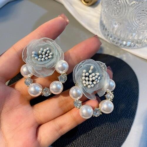 2021 French Style Earrings Fashion Temperament Romantic Style Flower Shape Earrings Female Charm Gift Sell Like Hot Cakes