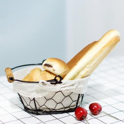 Retro Wrought Iron Bread Basket with Handle Kitchen Egg Basket Desktop Storage Basket for Fruit Snacks Bread Small basket