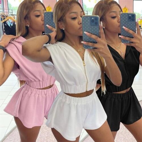Hirigin 2 Piece Set Hooded Sleeveless Sweatshirts Crop Tops High Waist Shorts Summer Tracksuit Outfits Women Streetwear 2021