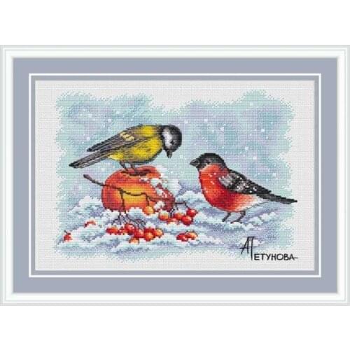 Top Quality Hot Selling Lovely Counted Cross Stitch Kit Birds In The Snow Red Berries And Apple
