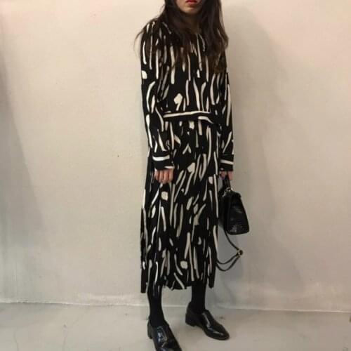 Women Spring Autumn Elegant Long Sleeve Pleated Long Dress Zebra Pattern Round Collar Loose Dresses with Waist Belt