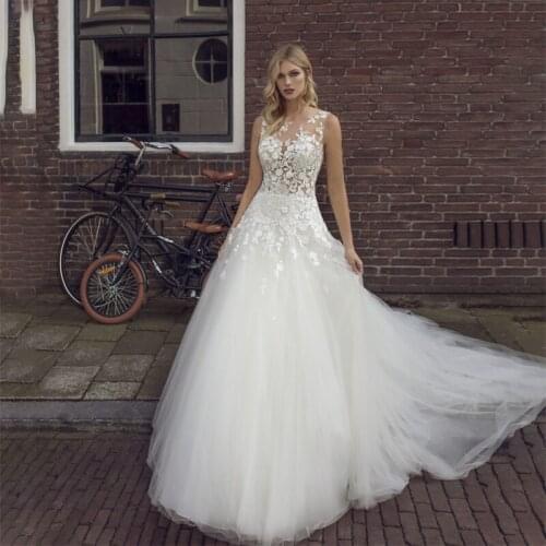 Sheer Neck Sleeveless Vintage A Line Wedding Dress Appliques Bohemian High Quality White Bridal Gowns Custom Made