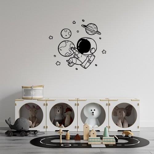 Free shipping Astronaut Wall Sticker Wall Decal Sticker Home Decor For Bedroom Decoration Decoration Accessories