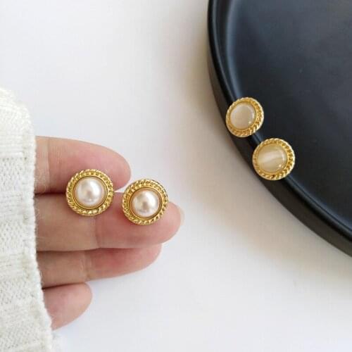 Fashion Gold Plated Pearl Earrings Geometric Circular Cat Eye Stone Earrings Female Students Daily Match Party Jewelry