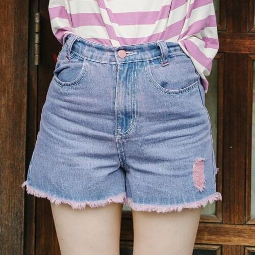 2018 Summer New Fashion Design Vintage Ripped Hole Fringe Blue Denim Shorts Women Casual Pocket Jeans Shorts Letters Embroidery
