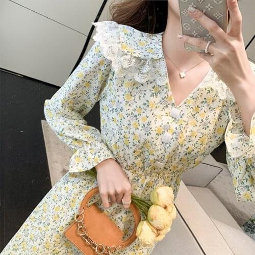 2021 Autumn gentle lovely elegant sweet doll collar Korean long sleeve floral dress in spring and autumn with thin waist and gen