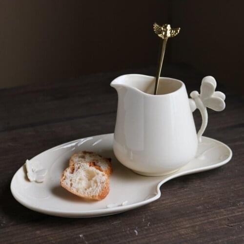 Cream-colored Ceramic Stereo Butterfly Retro Shaped Tray/Dragonfly Relief Milk Pot