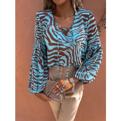 MERMAID'S CLOSET Womens Red Shirts