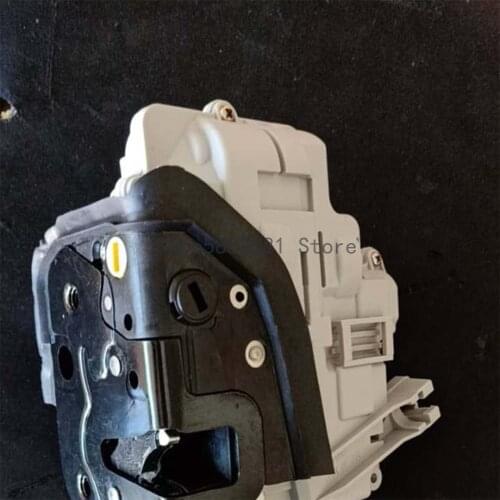 CAR doo rlo ckA udi A8 S8 quattroA6 S6A6LR8 A3 S3 int eri or ope rat ing mec han ism Fro ntd oor loc kDo orl ock wit hdo orC ont