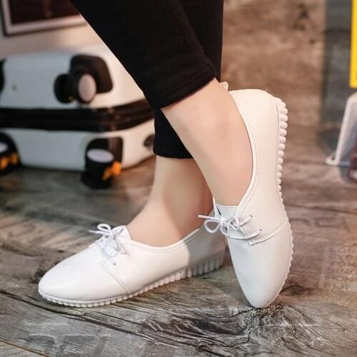 2020 Women Designers Flat Shoes Hot New Fashion Light High Quality Flats Shoes Slip On Comfort Shoes Loafers