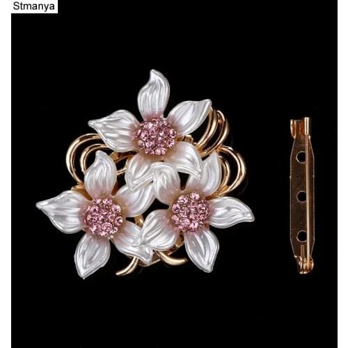 New Fashion Simple Three leaf Flowers brooch Rhinestone scarf clothing Women Wedding pin wholesale jewelry H1112