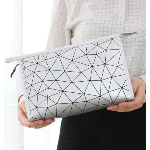 New Fashion PU Women Make Up Bag Women Waterproof Travel Organizer Makeup Bag Toiletry Kit Cosmetic Storgage Bag Cases Handbag