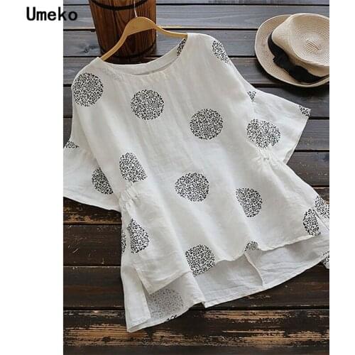 Umeko 2020 New Fashion Loose Half Sleeve Dot Print Blouse Summer Womens Vintage Side Split Polka T-shirts Casual Woman Clothes