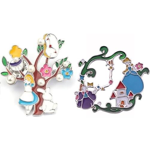HOSENG Clock Rabbit Flower Princess Wreath Movie Cartoon Brooch Romantic Cute Backpack Lapel Enamel Jewelry Badge Pin HS_314