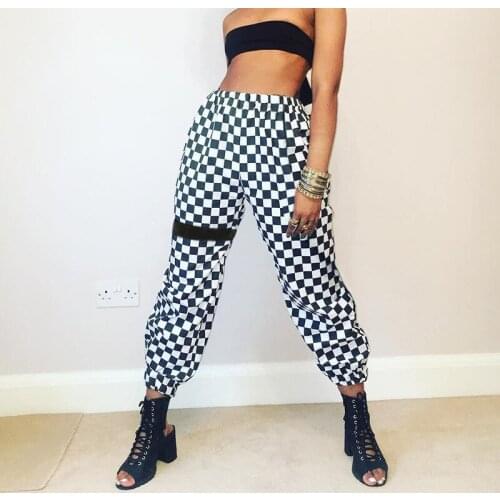 2020 Womens Pants High Waist Black Plaid Printed Pant Female 2020 Sport Geometric Trousers Streetwear Women Sweatpants P9027
