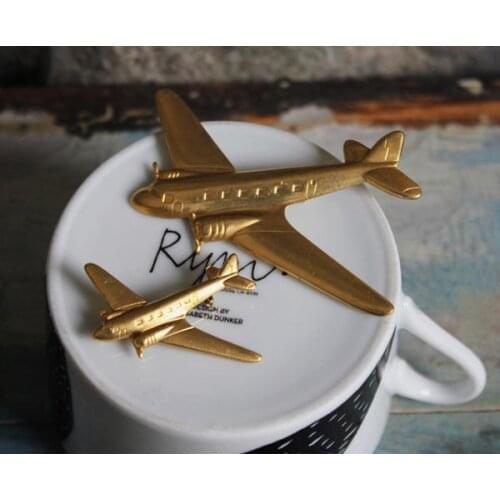 Vintage Handmade Mens Suits Plane Brooch Antique Brass Aircraft Medal Badges Badge Gothic Style