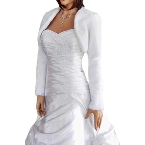 White / Ivory Faux Fur Wedding Wraps With Long Sleeves Bolero Mariage In Stock Cheap Bridal Jackets / Shaw Wedding Accessories
