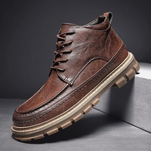 Korean Fashion Winter Outdoor Non-slip Men Boots Handmade Leather Mens Shoes Fashion Designer Men Boots